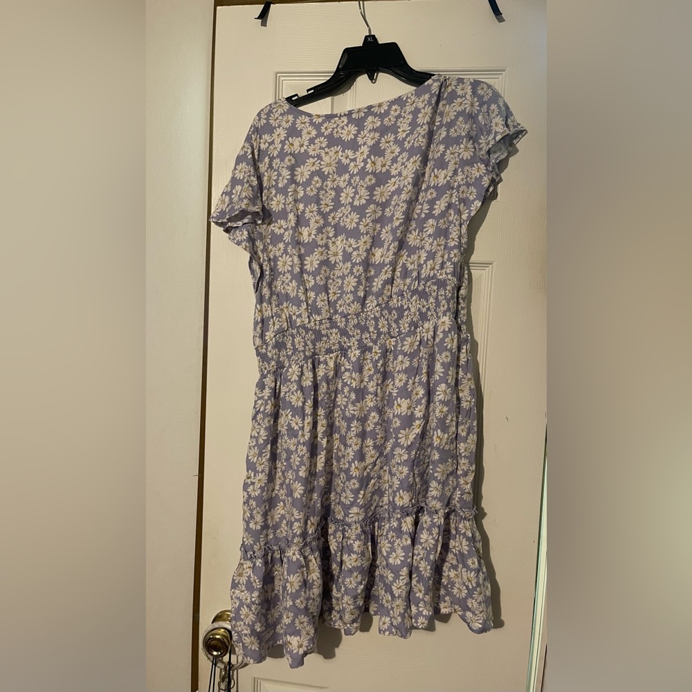 Dress - Picture 2 of 3